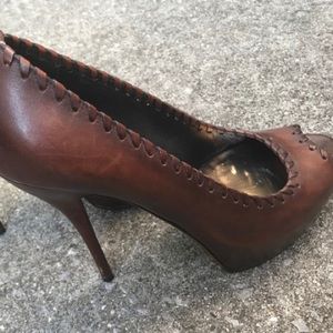 GUCCI Open Toe 4 in Heels - Brown - 9